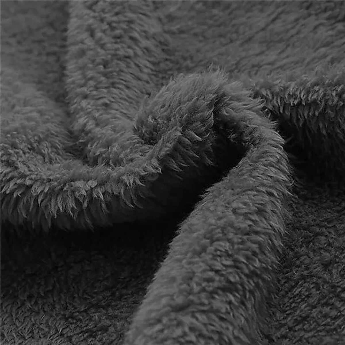 Camden Ridge Fleece-Lined Hooded Jacket detail