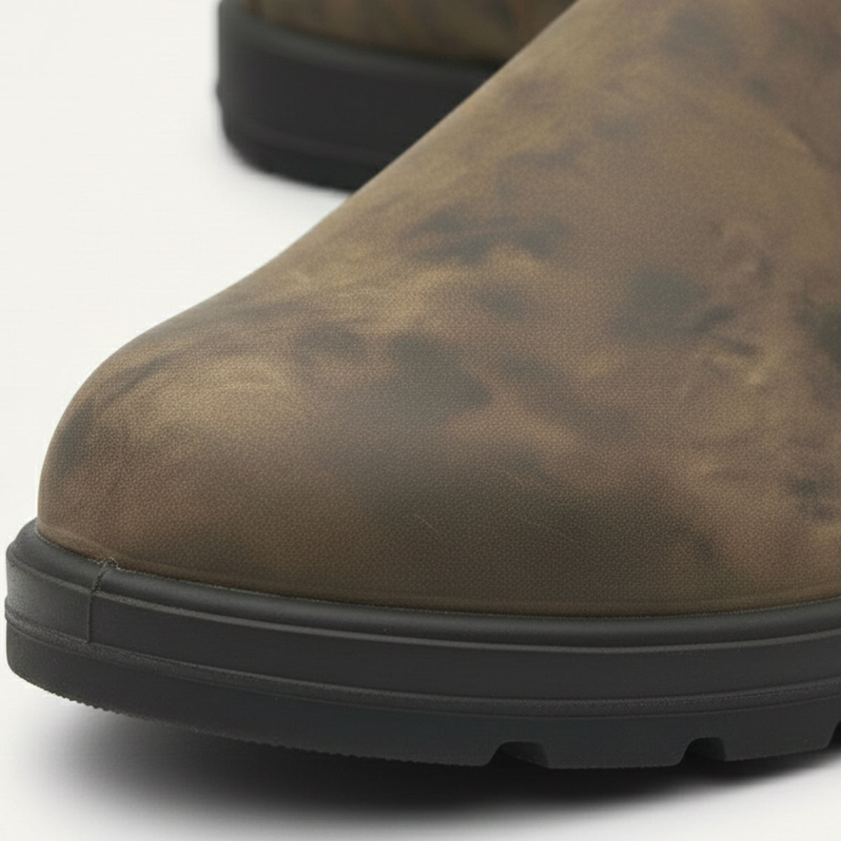 Men's Leather Chelsea Boots - leather material detail